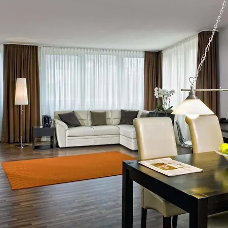 Wyndham Atrium Otel