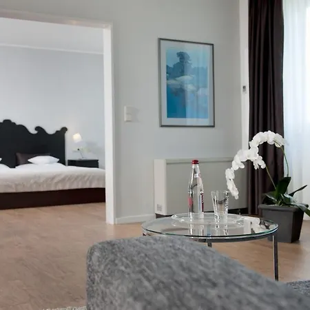 Wyndham Atrium Otel Hannover